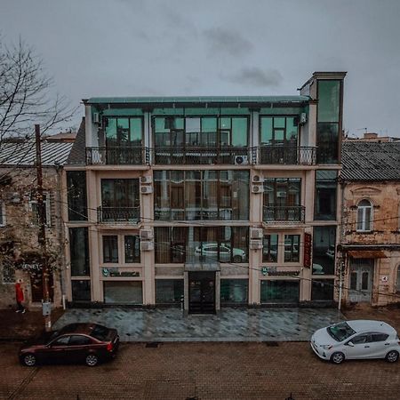 Discovery Hotel Kutaisi Luaran gambar