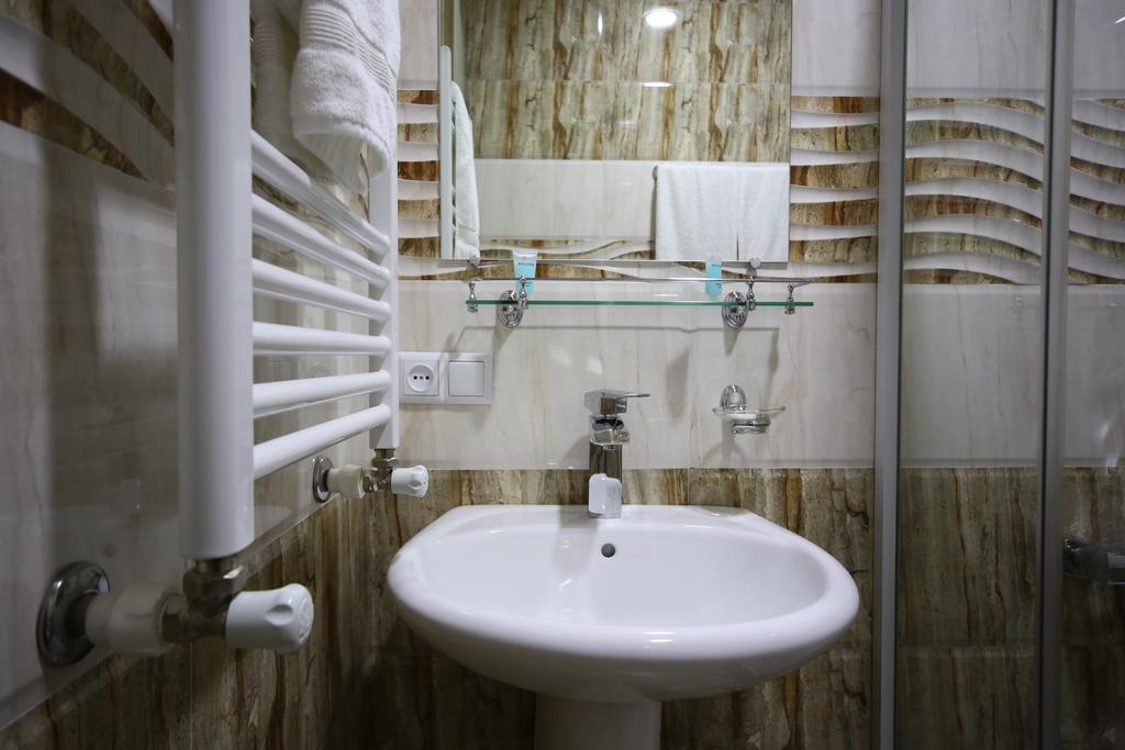 Discovery Hotel Kutaisi Bilik gambar